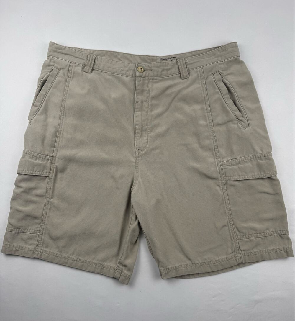 Tommy Bahama Relax Cargo Shorts Men’s 40 Khaki Beige Tencel Cotton Casual